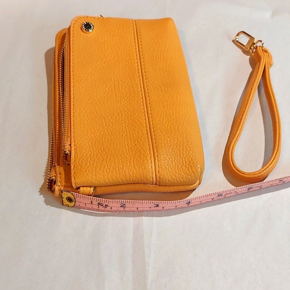 Steve Madden leather wristlet